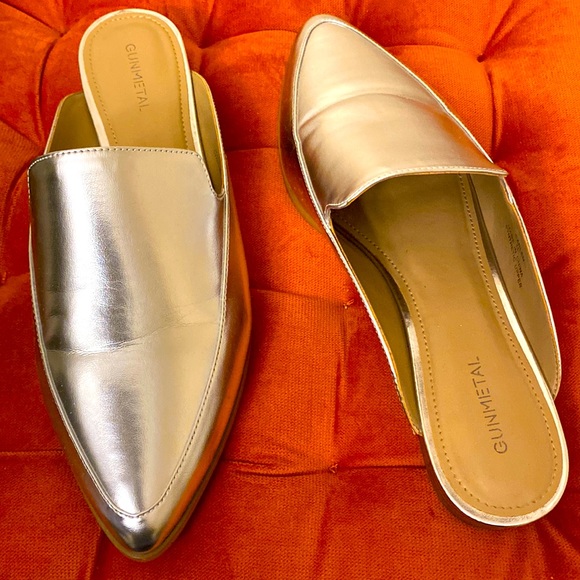 Silver Metallic Slides - Picture 3 of 16